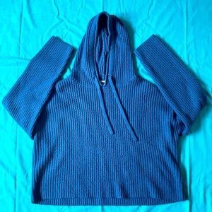 Pink/Victoria’s secret blue rob knitted sweater